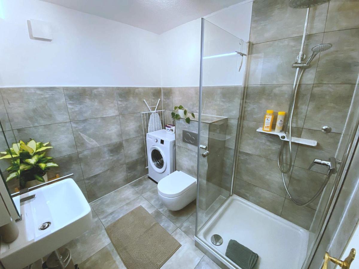 Studio-Apartment Mit Garten, Parkplatz & Kueche Offenburg Kültér fotó